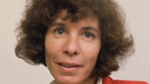 Ronit Palache bundelt werk Renate Rubinstein in 'Bange mensen stellen geen vragen'