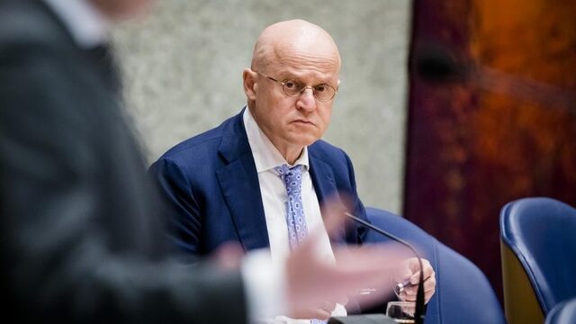 Stand.nl: Het is goed dat wederzijdse instemming met seks wettelijk geregeld wordt