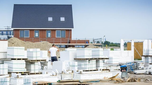 'Mogelijk 14 miljard minder aan woningbouw en wegen door stikstofuitspraak'