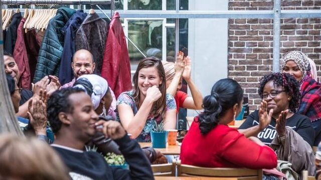'Nacht van de Vervanging' koppelt vluchtelingen aan BN'ers