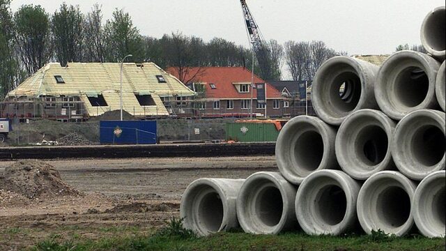 'Bouw heeft meer last van stijgende kosten, minder appartementen gebouwd'