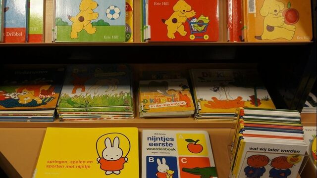 'Moeten we onze kinderen niet juist een beetje wakker schudden in de nationale voorleesweek?'
