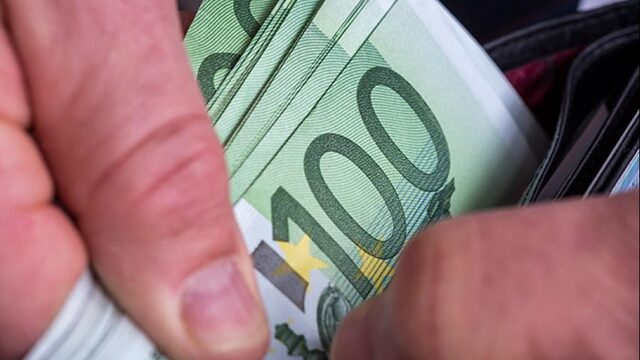 Een huis in Turkije, en toch een bijstandsuitkering in Nederland: 'Dit moet echt anders'