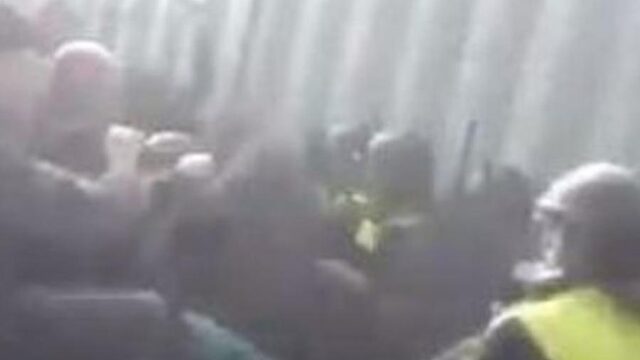 Burgemeester Breda deelt beelden rellende NAC-supporters: 'Woorden schieten tekort'