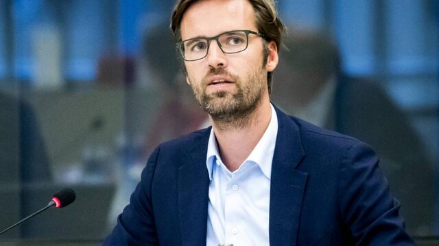 EU legt China voor het eerst sinds 1989 sancties op, D66'er Sjoerdsma op zwarte lijst