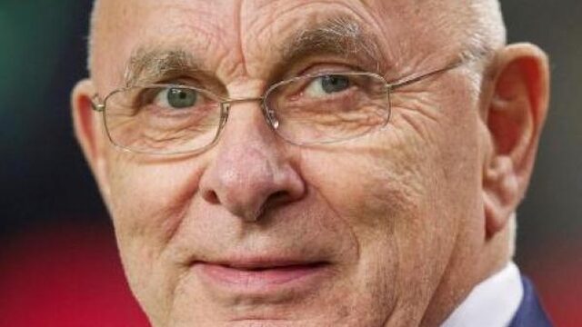 ‘Van Praag heeft er belang bij om Infantino te verdedigen’