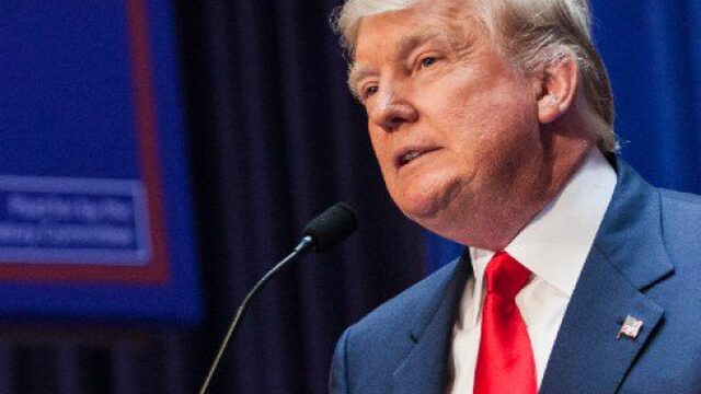 Republikeinse vrouw maalt niet om seksschandalen Trump, zo lijkt het