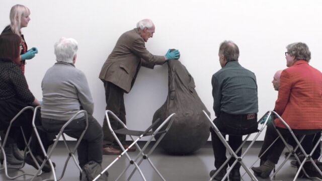 Tentoonstelling 'Geraakt': kunst door en voor blinden