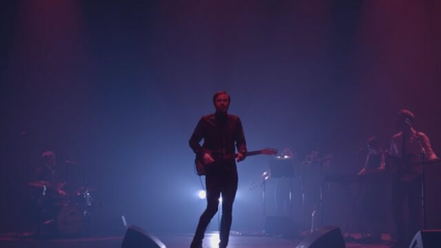 Kim Janssen maakt popliedjes van absurd realisme