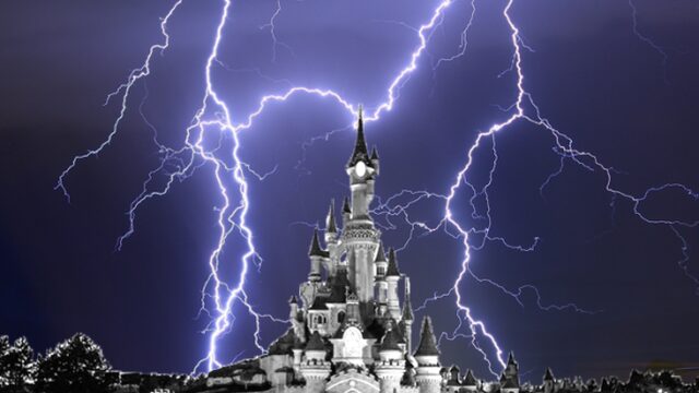 Hoe het sprookje van Disneyland Parijs een nachtmerrie werd