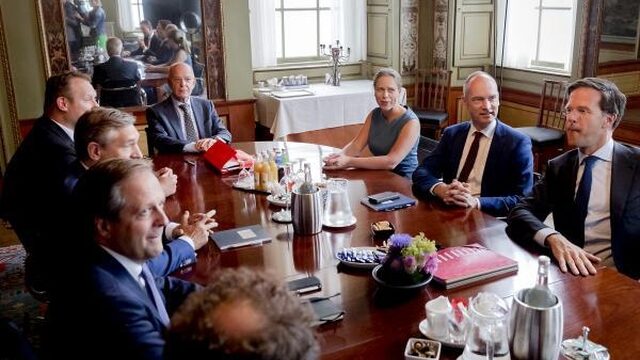Dit gebeurt er aan de formatietafel