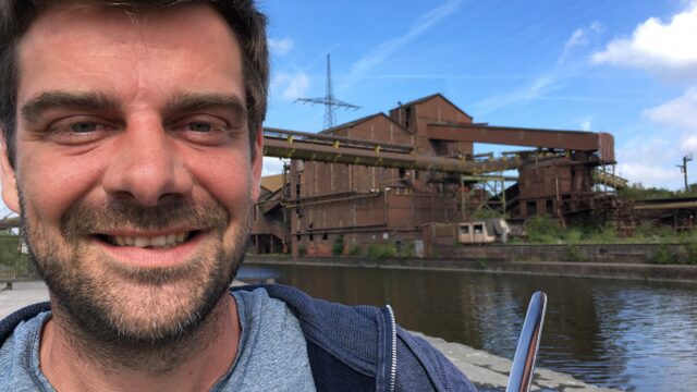 Deze kunstenaar is vastbesloten om het imago van Charleroi te verbeteren
