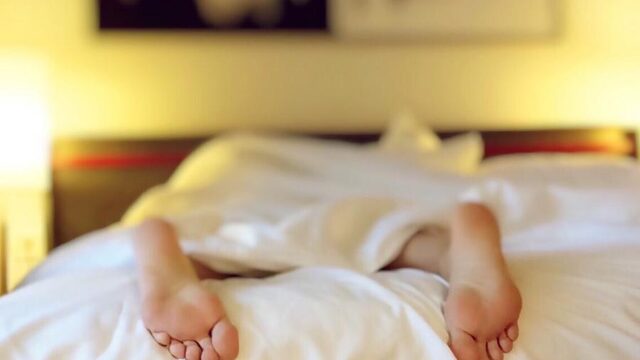 Stand.nl: Slaapmiddelen met melatonine zijn te makkelijk verkrijgbaar