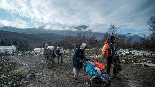 Asielzoekers kunnen in Bosnië geen kant op door gesloten grenzen Europa: 'De situatie is ronduit slecht'