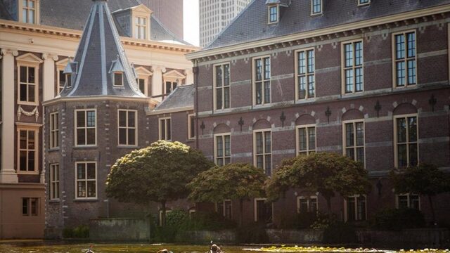 Stand.nl: Het is tijd voor een vrouwelijke premier