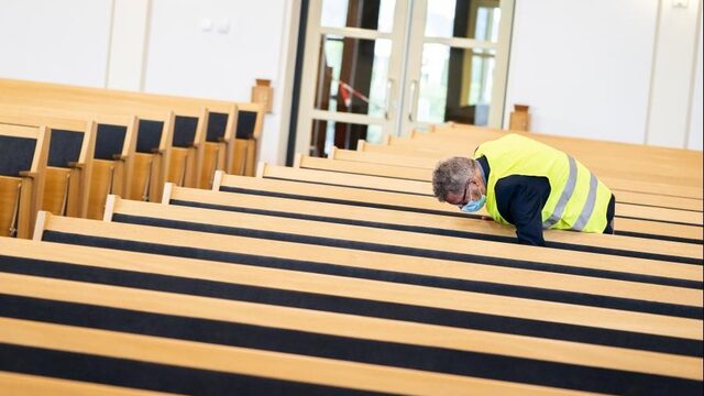 'Sluiten kerken vanwege corona is inbreuk op de godsdienstvrijheid'