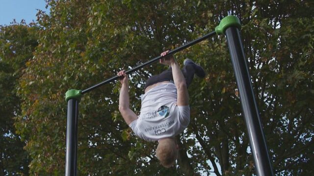 Steeds meer volwassenen 'hangen in het klimrek'