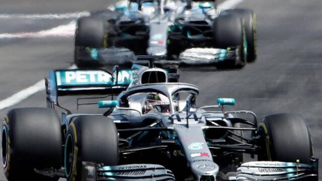 Hamilton wint zakelijk GP Frankrijk, Verstappen vierde