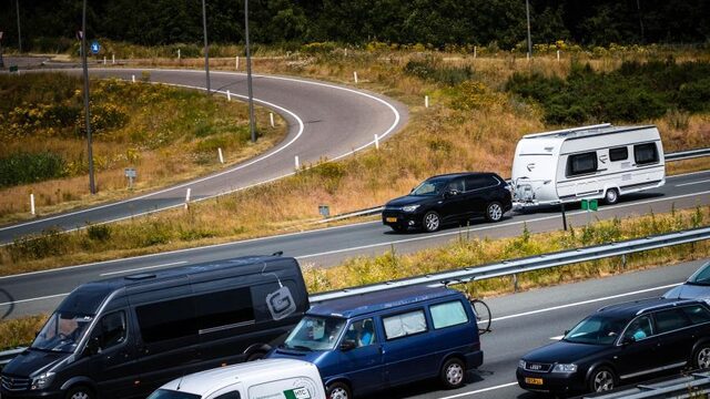 Rijkswaterstaat: 'Neem een paraplu mee vandaag'