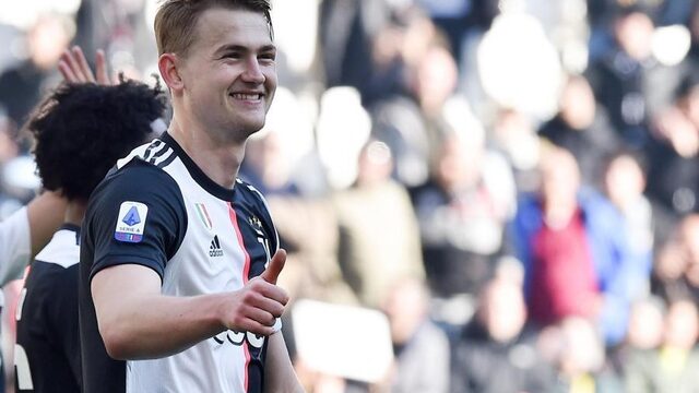 'Het is goed dat je de taal leert, fantastisch gedaan jongen': over Matthijs de Ligt