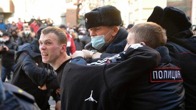Al honderden arrestaties bij pro-Navalny-protesten in oosten van Rusland