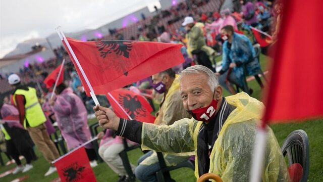 Albanese regeringspartij verzamelt illegaal bijna één miljoen gegevens, ook van Nederlanders