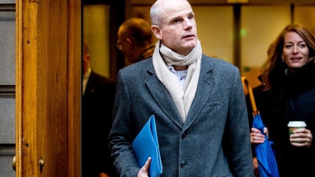 Stand.nl: De Ruslandstrategie van minister Blok is halfslachtig