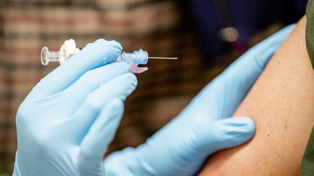 Coronacrisis Nederland: 'We kunnen gewoon niet iedereen testen'