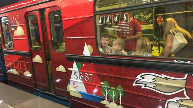 Voetbalkunst in de metro