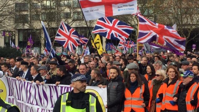 Boonman bij de Britten: Brexit op Parliament Square