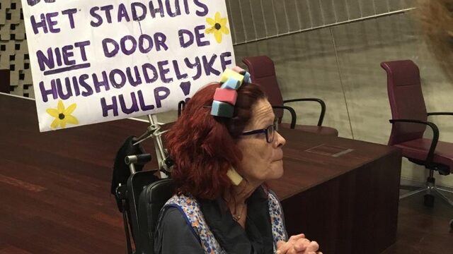 Gemeenten weigeren duidelijkheid bij huishoudelijke hulp