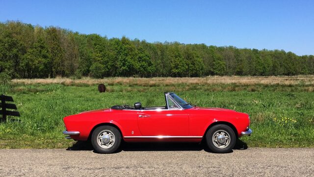 Lang leve de auto #1: 'Er is iets heel speciaals tussen mannen en auto's'