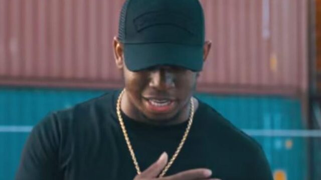 'Onbegrijpelijk' dat moordenaar album promoot vanuit gevangenis