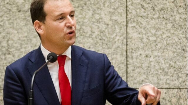 Asscher: ‘Nu geen debat over aanslag Utrecht’