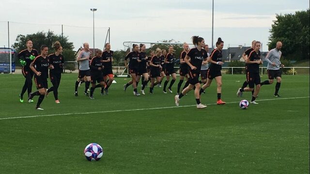 Sherida Spitse is nog geen 30, maar de nestor van Oranje