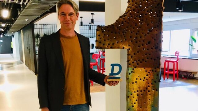 Tuur Elzinga (FNV) wint debatprijs van de maand juni