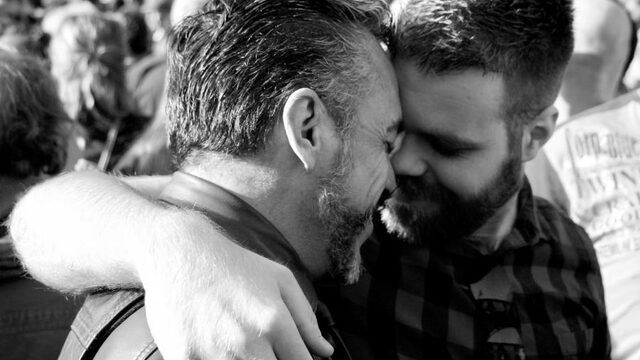 'Stop anti-homogeweld!' Het zou topprioriteit worden. Maar dat werd het niet.