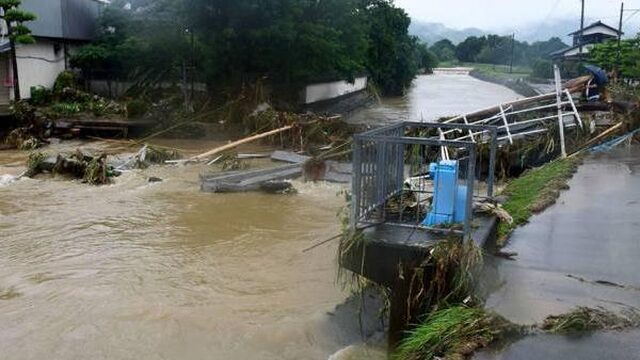 Tienduizenden evacuaties vanwege overstromingen Japan