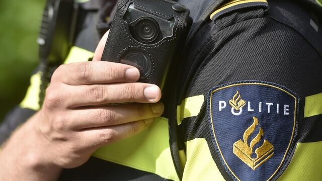 Minder agressie tegen politie door bodycams