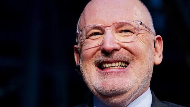 Jan Smeets: 'Frans Timmermans, laat je niet wegzetten!’