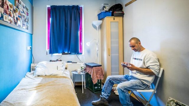 Plannen voor daklozenwoningen belanden te vaak in ijskast