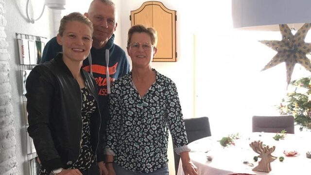 Oranje-international organiseert kerstdiner: 'Bij ons is het normaal om iets voor de ander te doen'