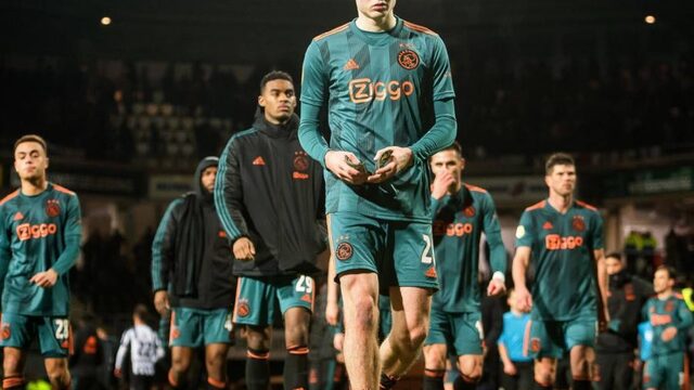 Voetbalpodcast #87: 'Ajax is aangeschoten wild, op zoek naar een schuilplaats'