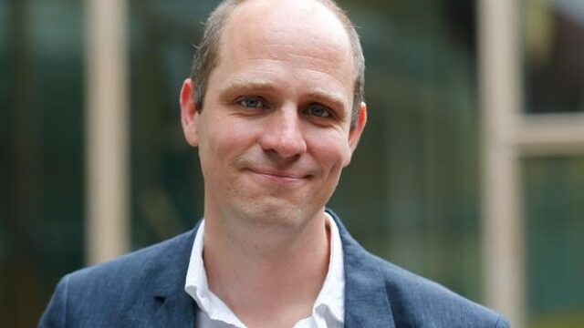 Ook Jelle Brandt Corstius seksueel misbruikt: 'Het draait om macht'