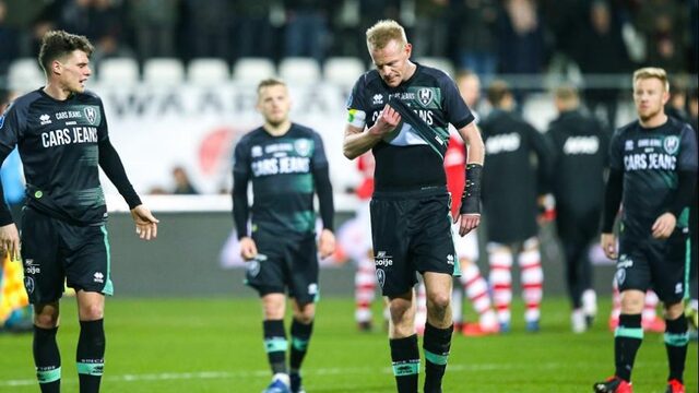 Ajax nummer één en geen promotie/degradatie na overleg KNVB en clubs