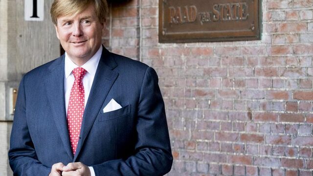 Stand.nl: Wat moet er centraal staan in de kersttoespraak van de Koning?