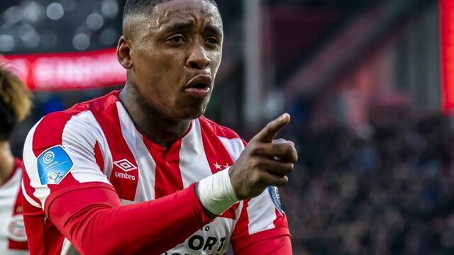 Steven Bergwijn laat zich bij terugkeer bij PSV direct gelden