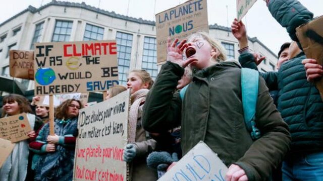 Klimaatspijbelaars breken record: 35.000 scholieren betogen in Brussel