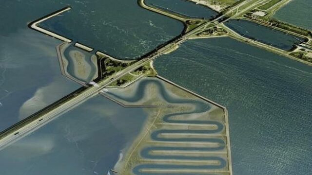 Het beste van Nederland: de high-tech-rivier door de Afsluitdijk