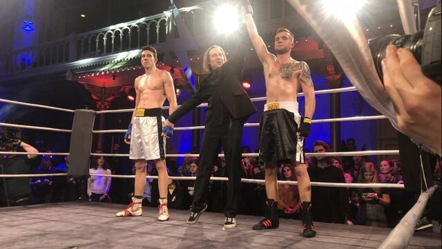 Schaken en Boksen tegelijk, het is echt een sport: Schaakboksen
